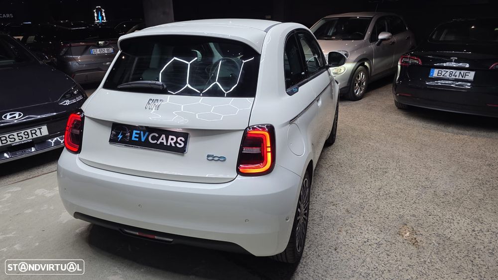 Fiat 500e La Prima - 10