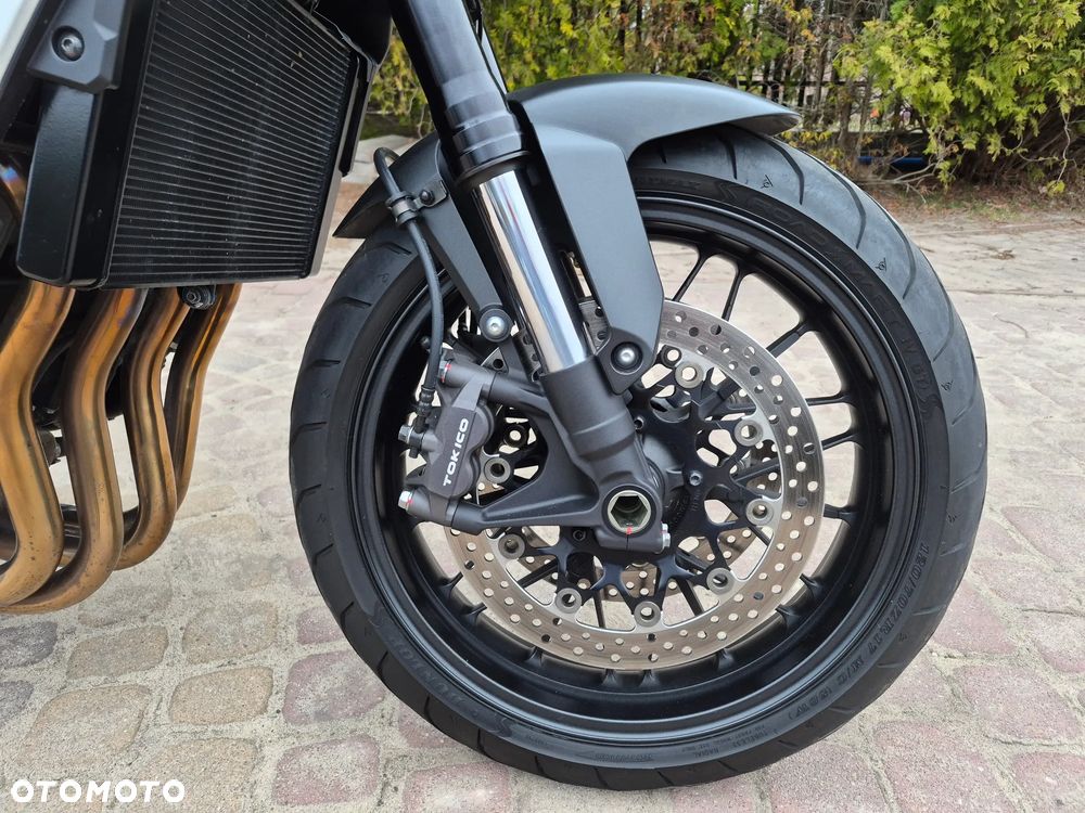 Honda CB - 9