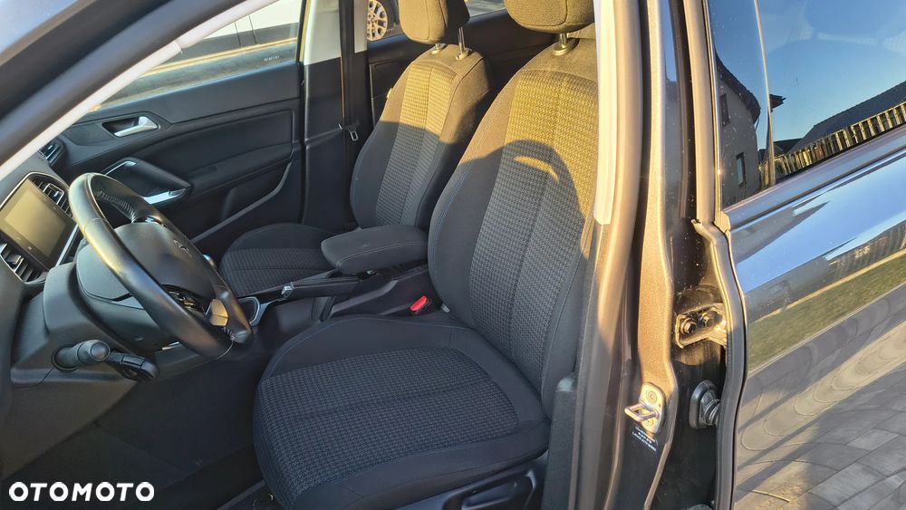 Peugeot 308 PureTech 110 Stop & Start Style - 9