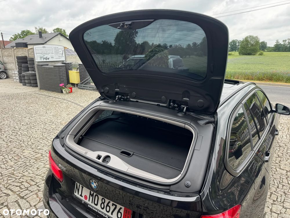 BMW Seria 3 320d xDrive Sport Line Shadow - 11