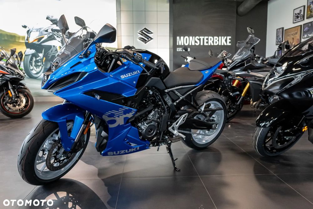 Suzuki GSX - 2