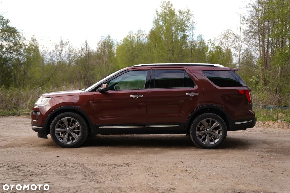 Ford Explorer - 13