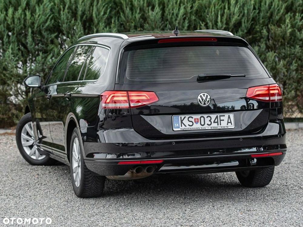 Volkswagen Passat - 8