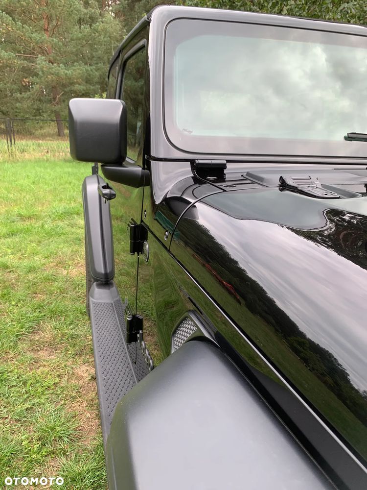 Jeep Wrangler - 31