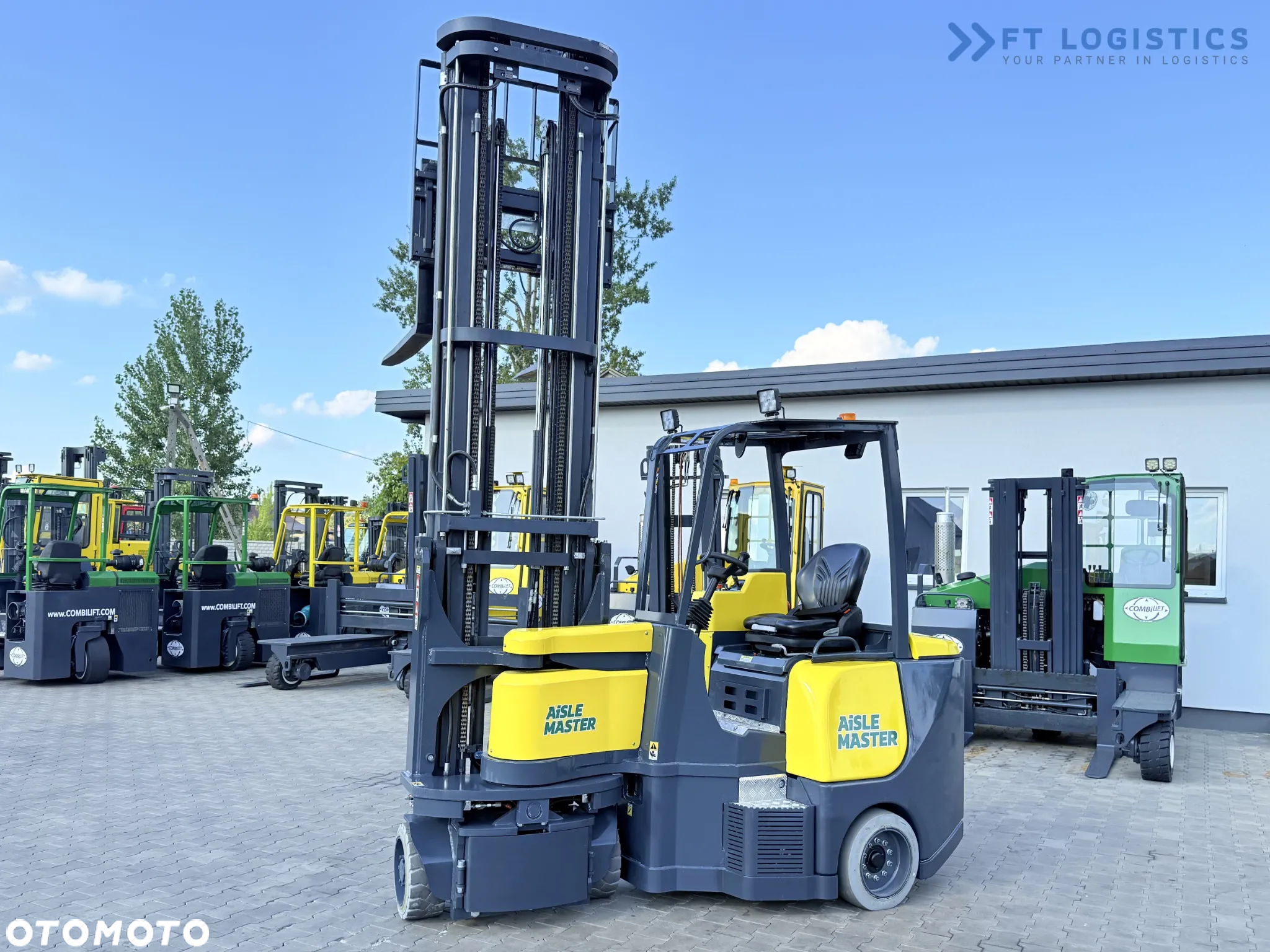 Combilift AISLE MASTER 20SHE / PRZEGUBOWY WÓZEK WIDŁOWY / TRIPLEX 8500MM / ELEKTRYCZNY / WOLNY SKOK / PRZESUW WIDEŁ / NOWE OPONY / JEDYNE 1176H / STAN IDEALNY / Szeroka oferta wózków czterokierunkowych i bocznych, dopasowanych do różnorodnych potrzeb i zastosowań - 27