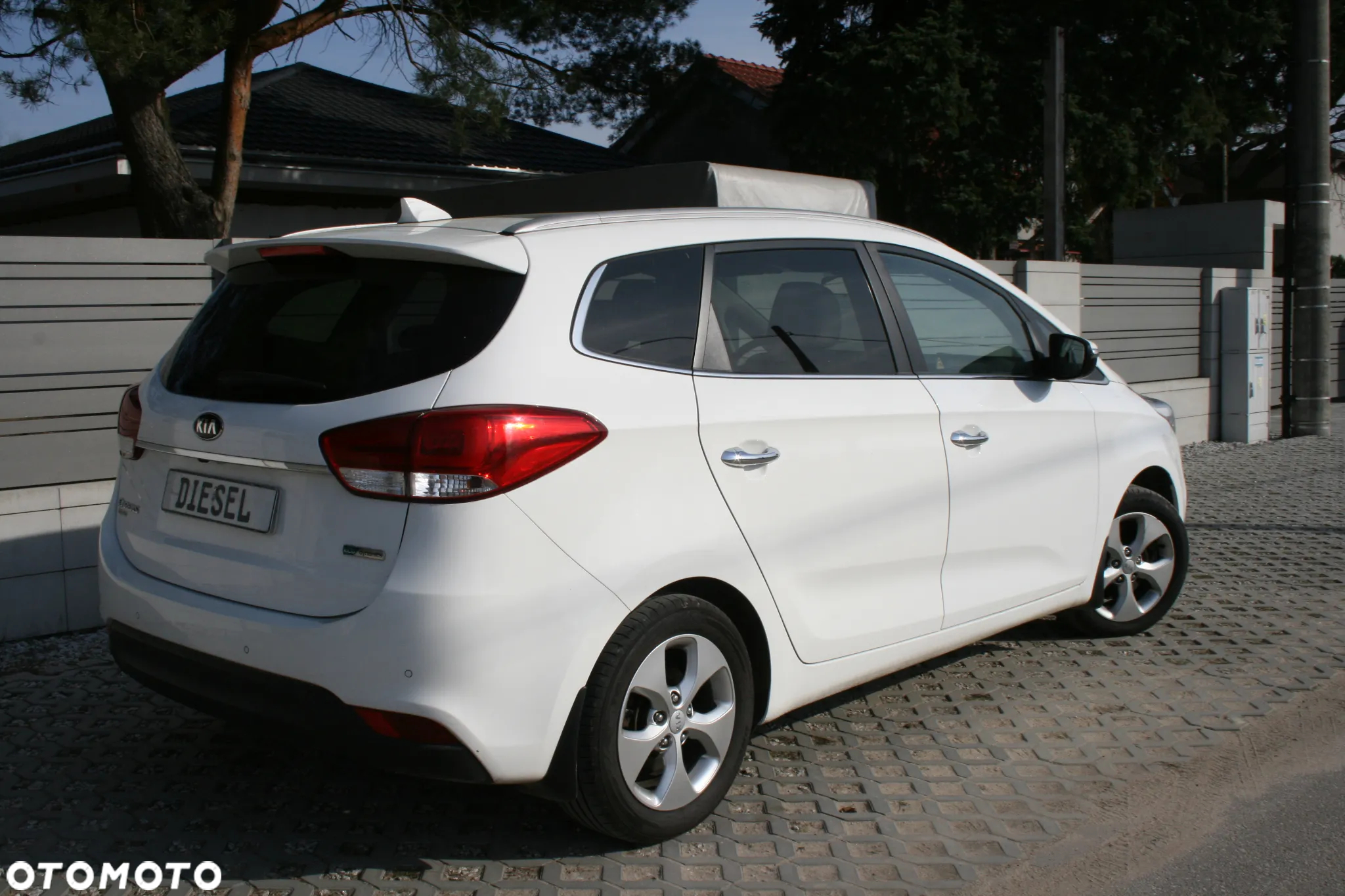 Kia Carens 1.6 GDI S 7os EU6 - 3