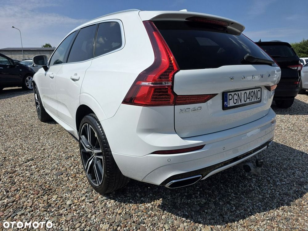 Volvo XC 60 D4 SCR AWD R-Design - 12