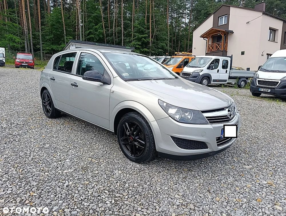 Opel Astra 1.4 Cosmo - 11