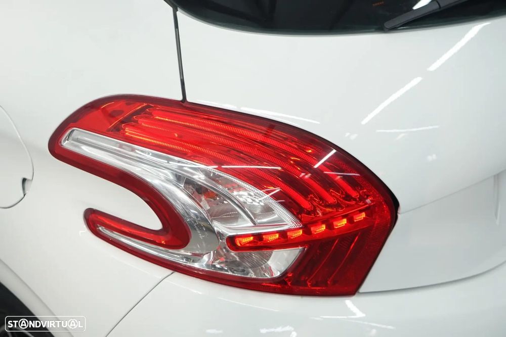 Peugeot 208 1.0 PureTech Access - 13