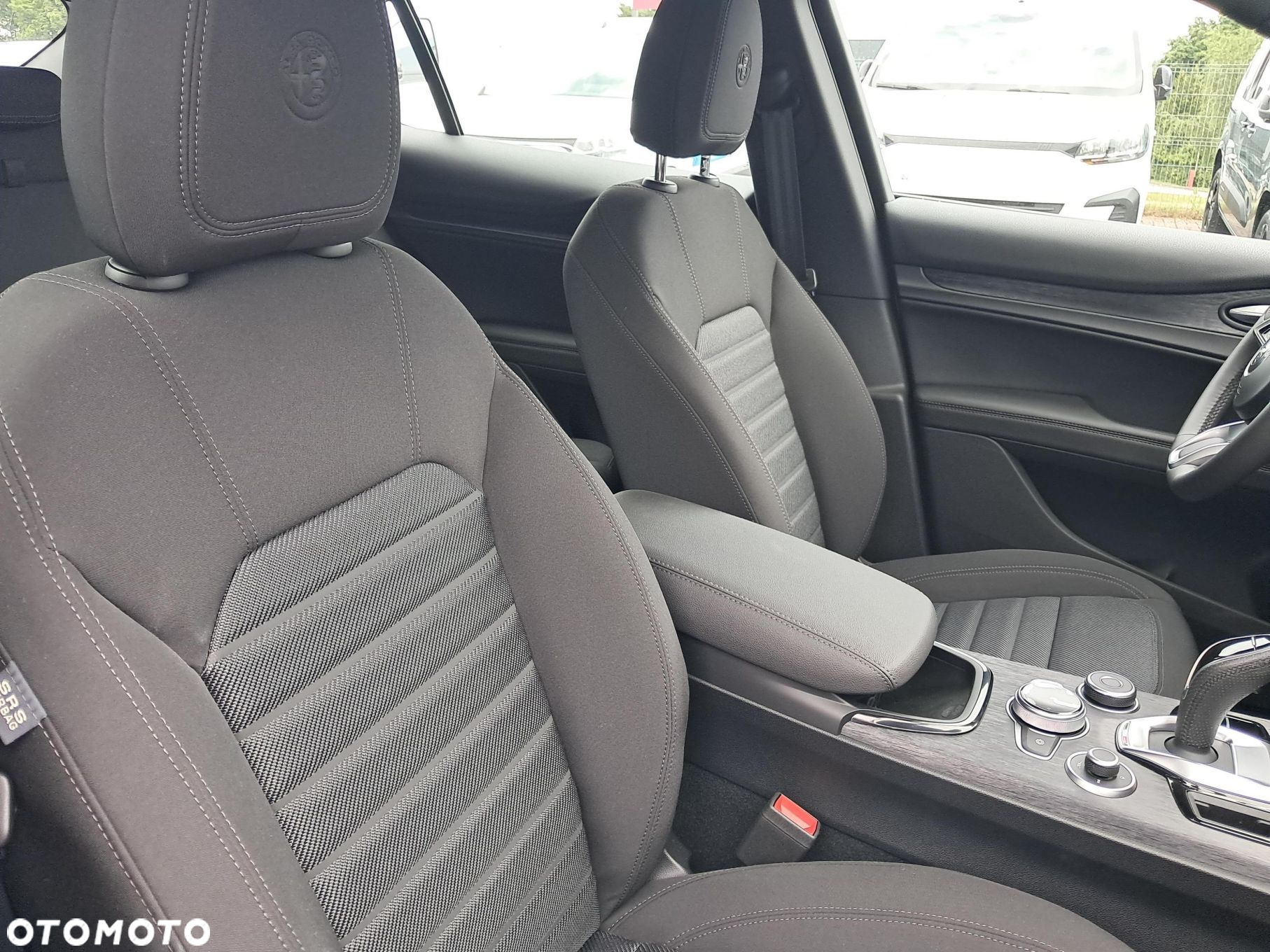 Alfa Romeo Stelvio - 26
