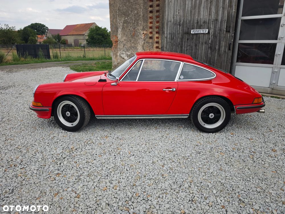 Porsche 911 - 9