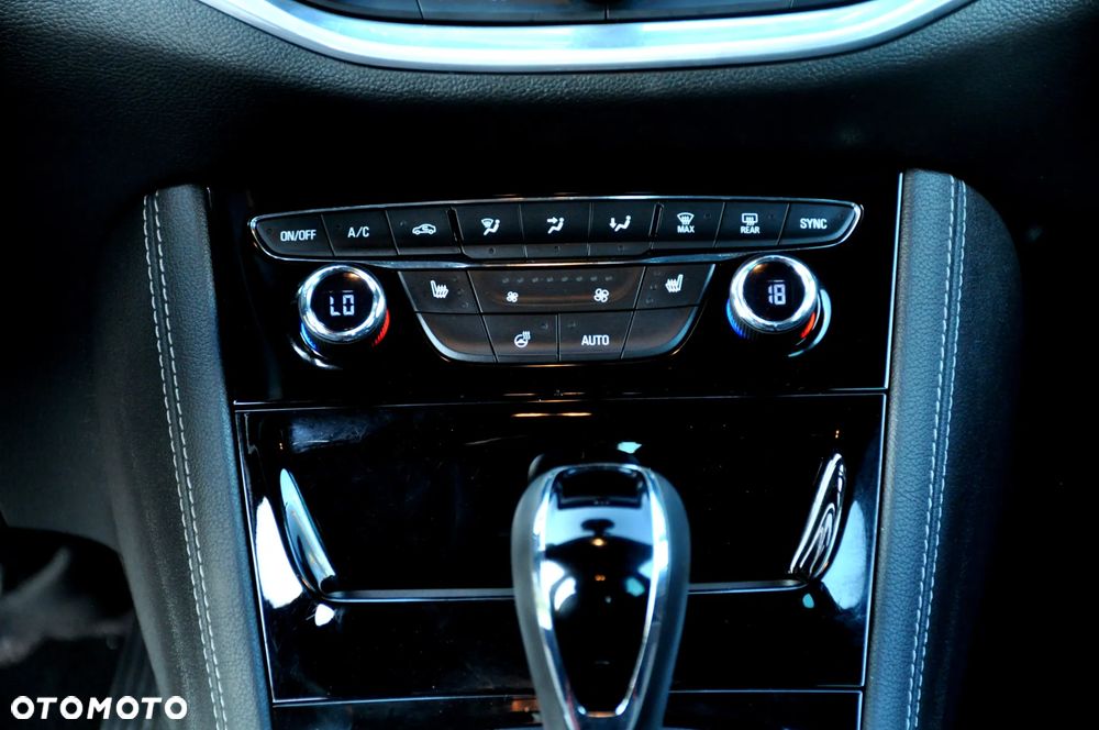 Opel Astra 1.4 Turbo Start/Stop Automatik Business - 33