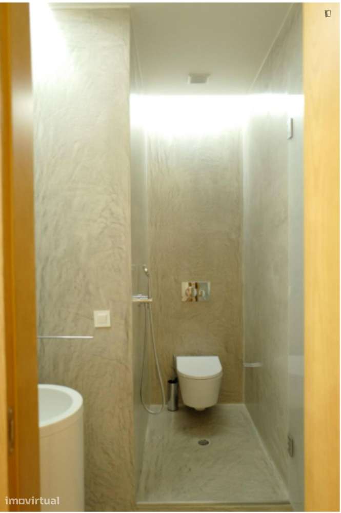 Quarto - localizado em Paranhos Porto - Grande imagem: 2/12