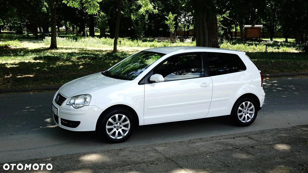 Volkswagen Polo 1.6 Sportline - 27