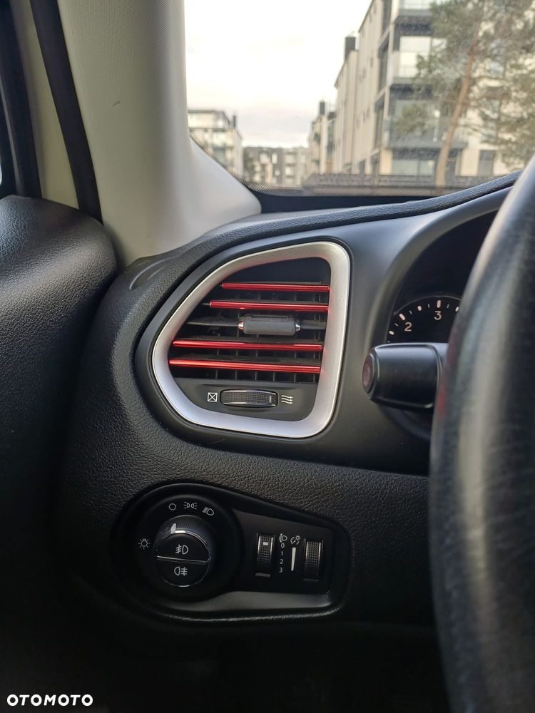 Jeep Renegade 2.0 MultiJet Limited 4WD S&S - 26