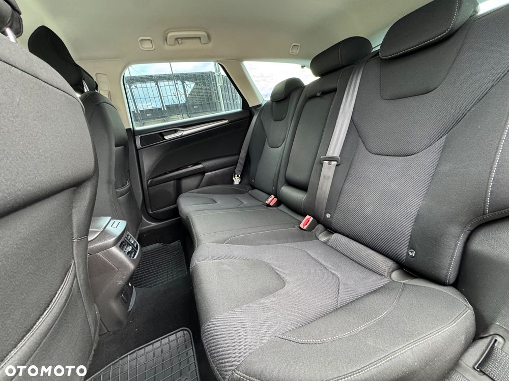 Ford Mondeo 2.0 TDCi STart-Stopp Titanium - 33