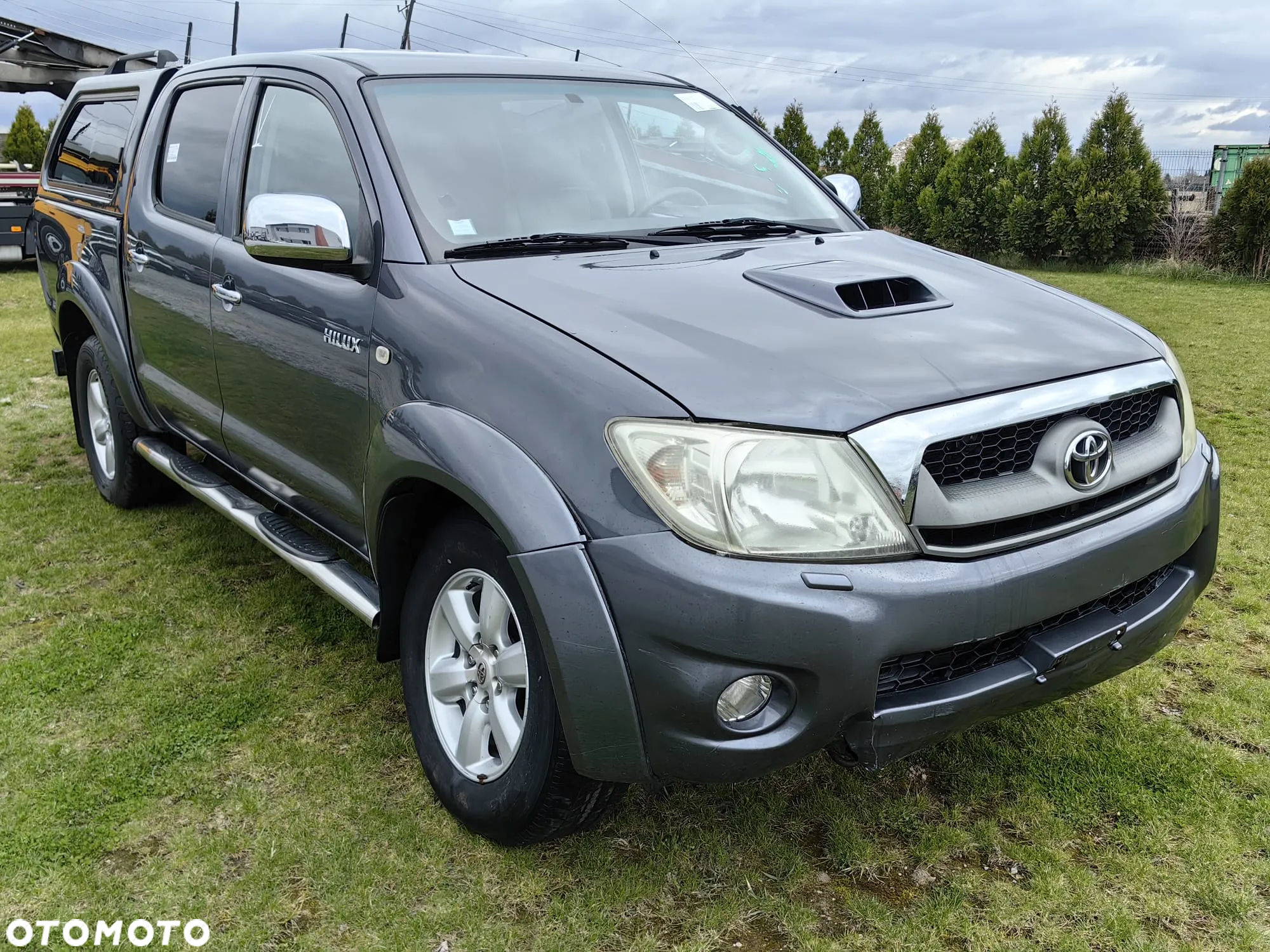 Toyota Hilux 3.0 D-4D SR5-X - 4