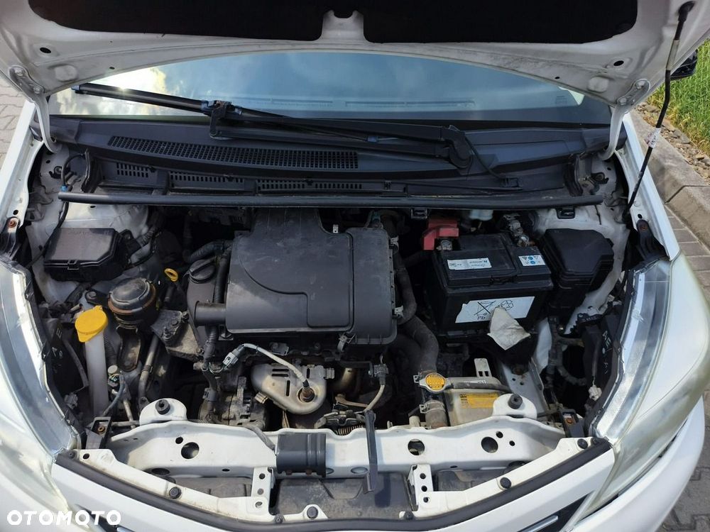 Toyota Yaris - 22
