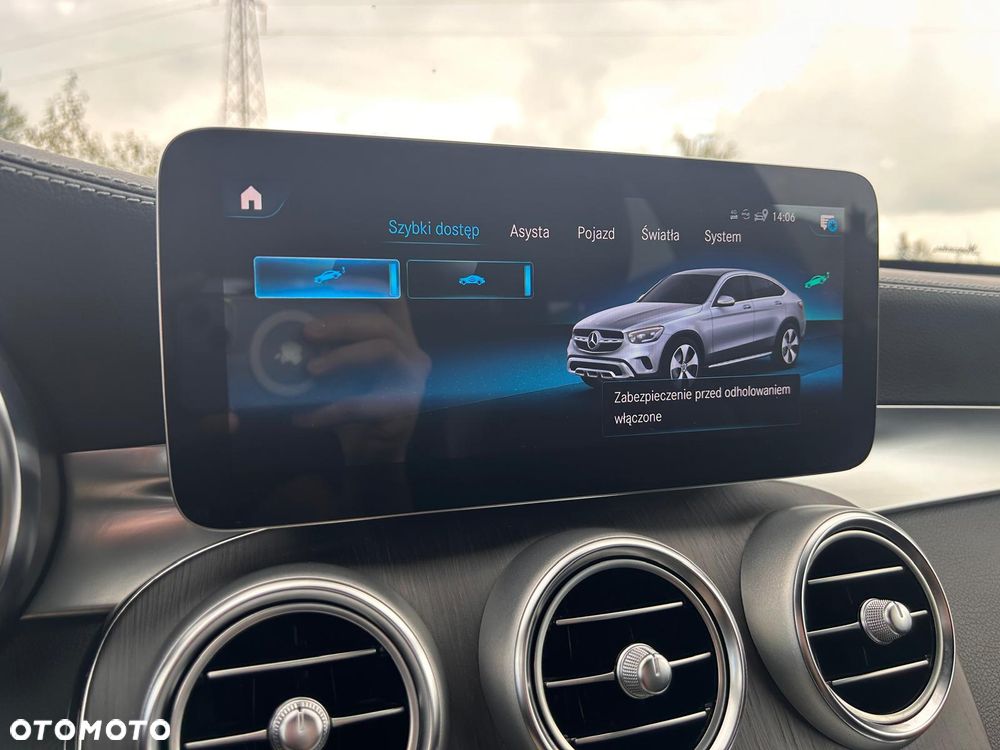 Mercedes-Benz GLC 220 d 4-Matic - 32