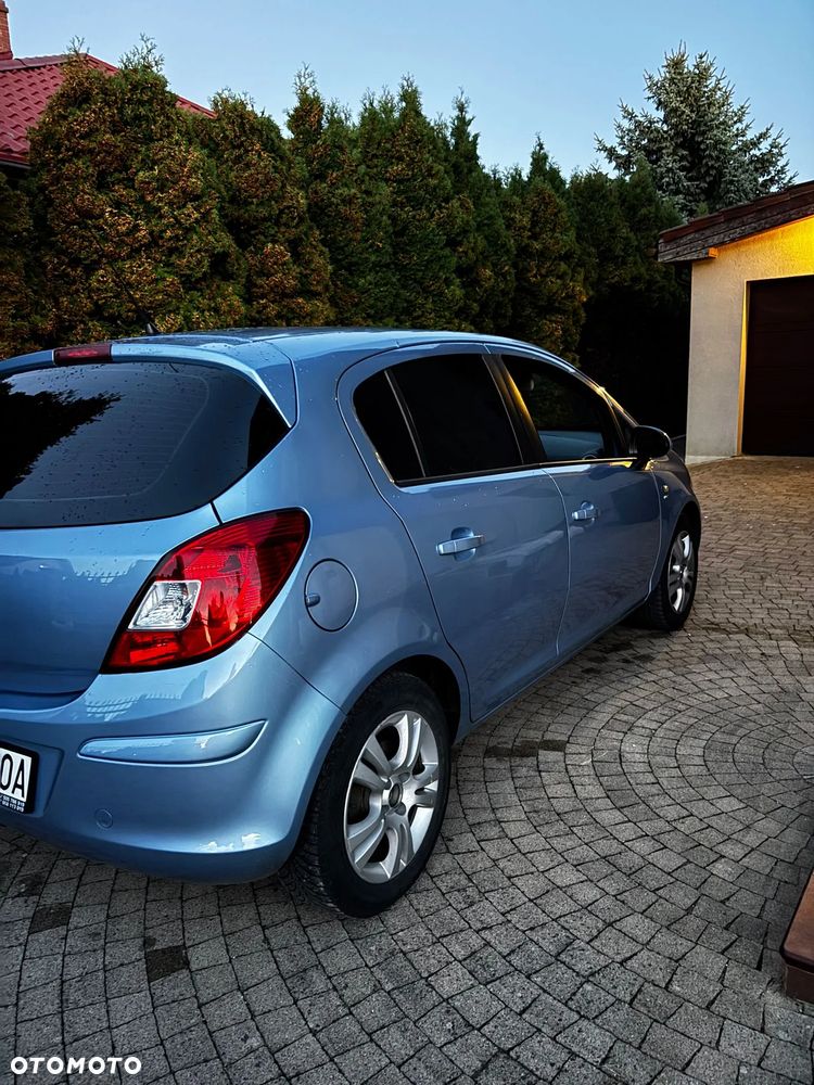 Opel Corsa - 4