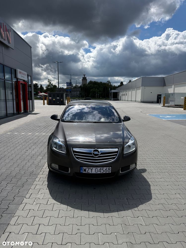 Opel Insignia 2.0 T Cosmo - 2