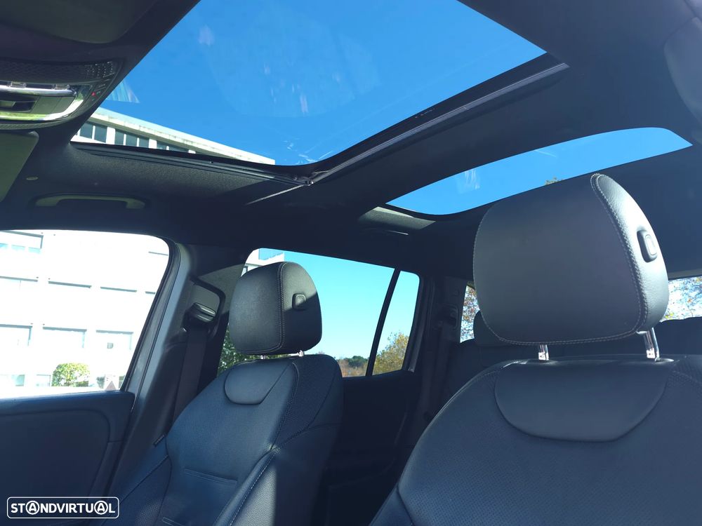 Mercedes-Benz EQB 300 4Matic AMG Line - 28