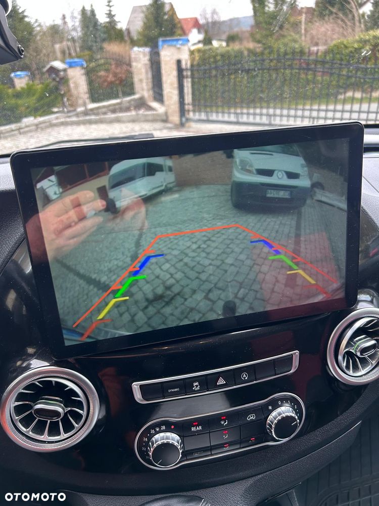 Mercedes-Benz Vito - 32