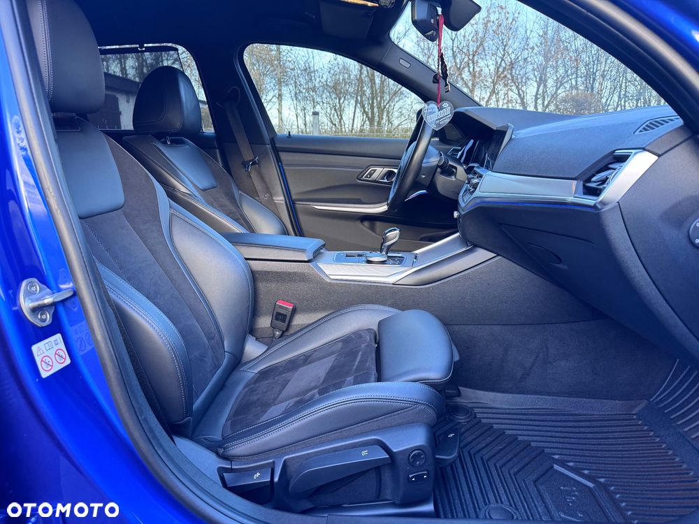 BMW Seria 3 320d M Sport Shadow - 28