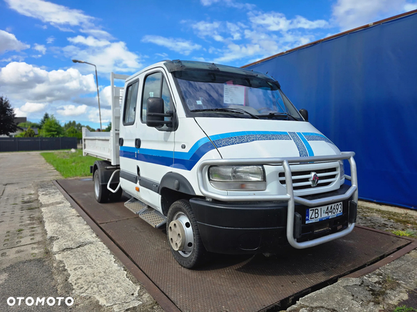 Renault Mascott