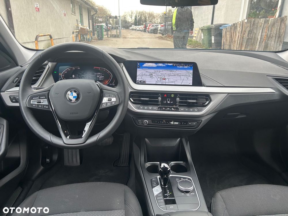 BMW Seria 1 118i Advantage - 10