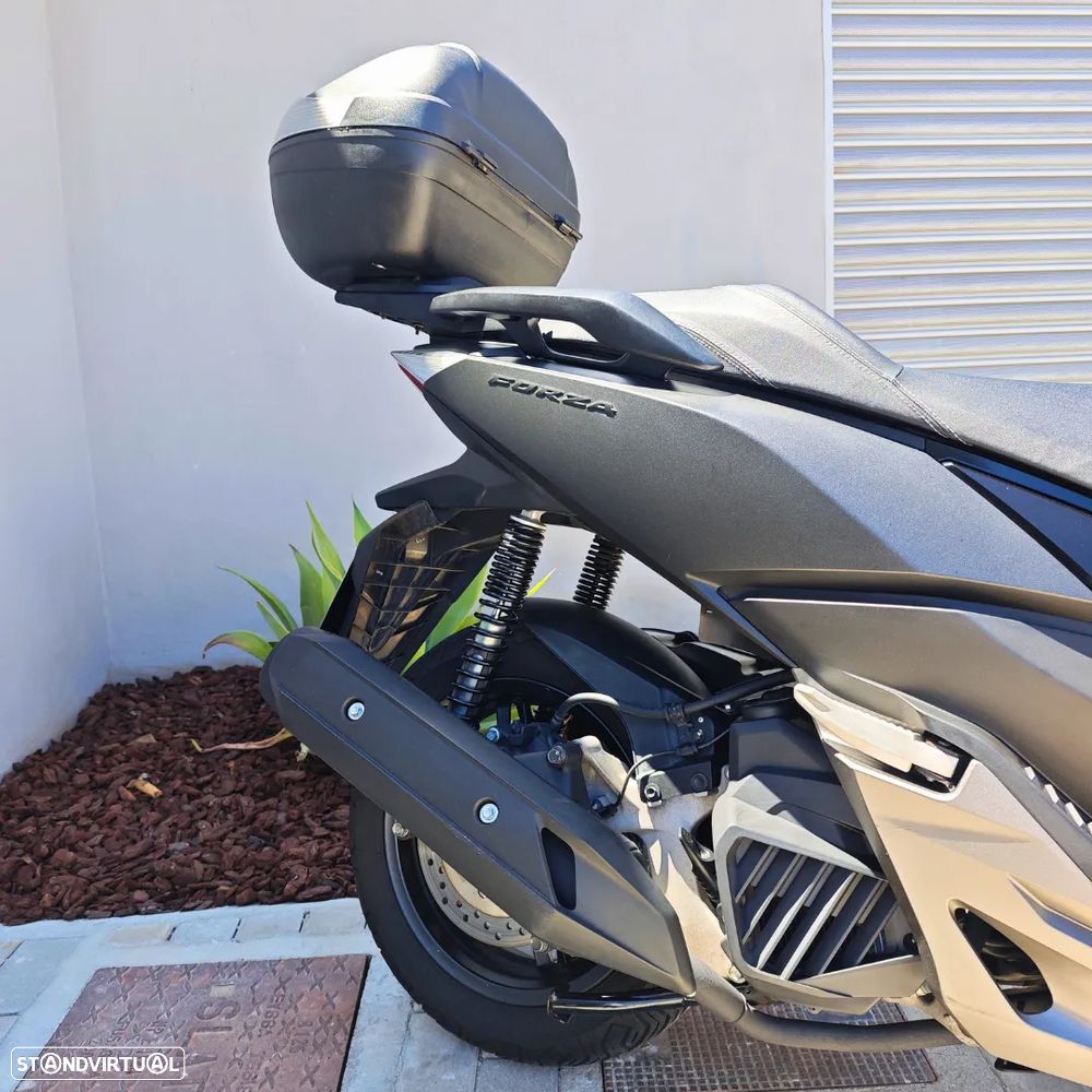 Honda Forza 125 - 11