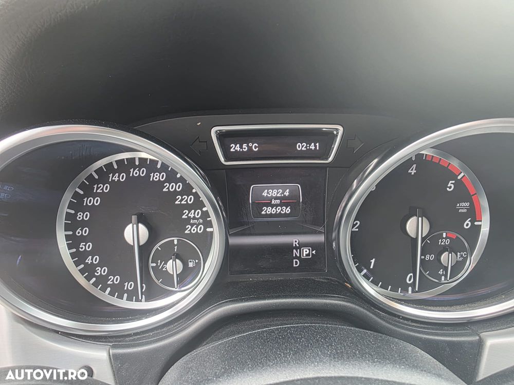 Mercedes-Benz ML 250 BlueTEC 4MATIC 7G-TRONIC - 10