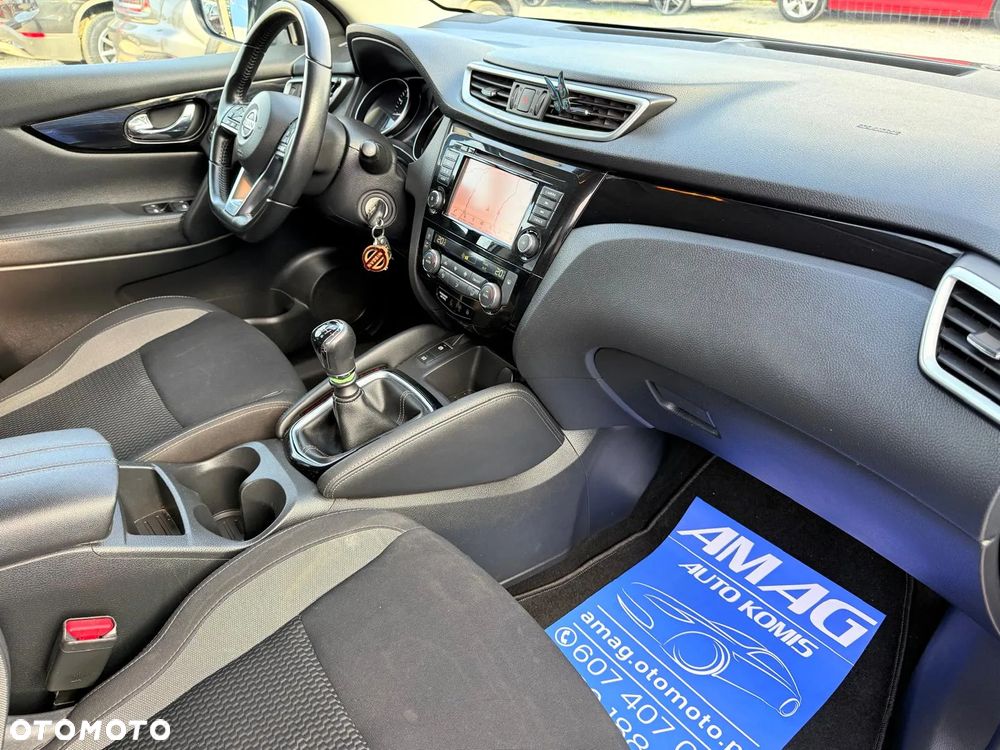 Nissan Qashqai 1.3 DIG-T ACENTA - 17