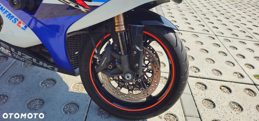 Suzuki GSX-R - 12