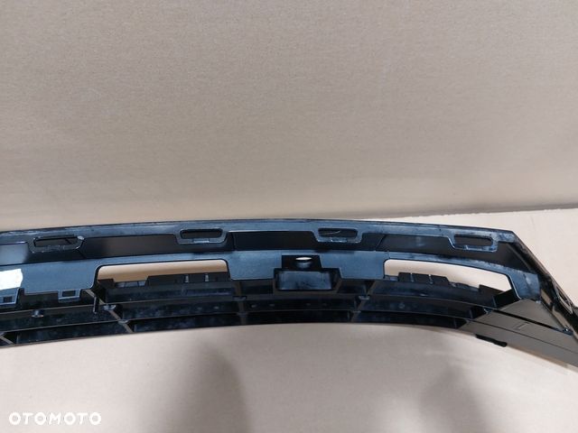 VW TIGUAN II 2 5NA R-LINE 15-20 GRILL KRATKA PRZÓD - 11