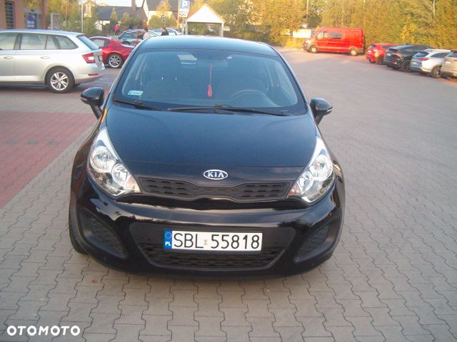 Kia Rio - 3