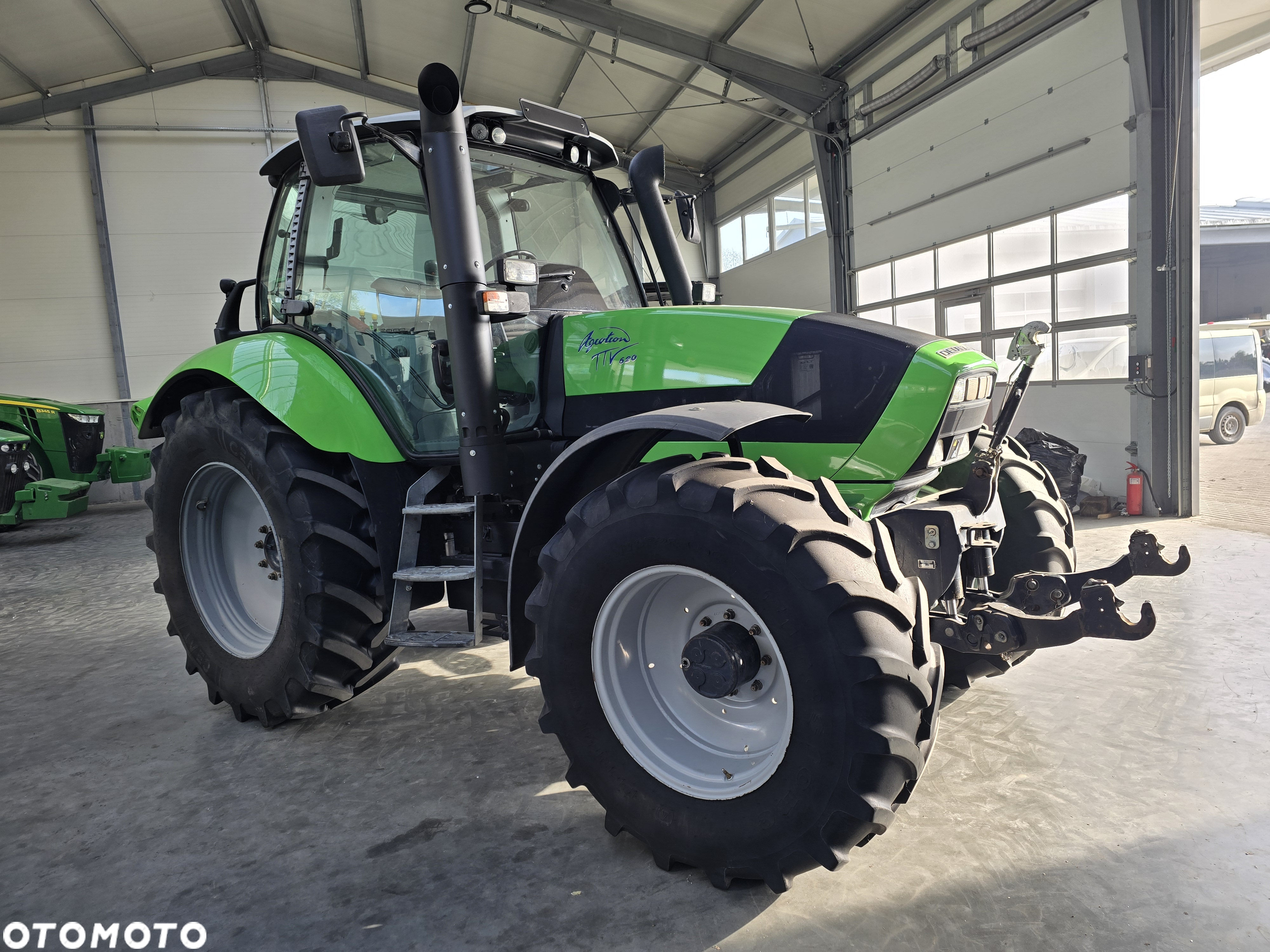 Deutz-Fahr Agrotro TTV 620 - 2