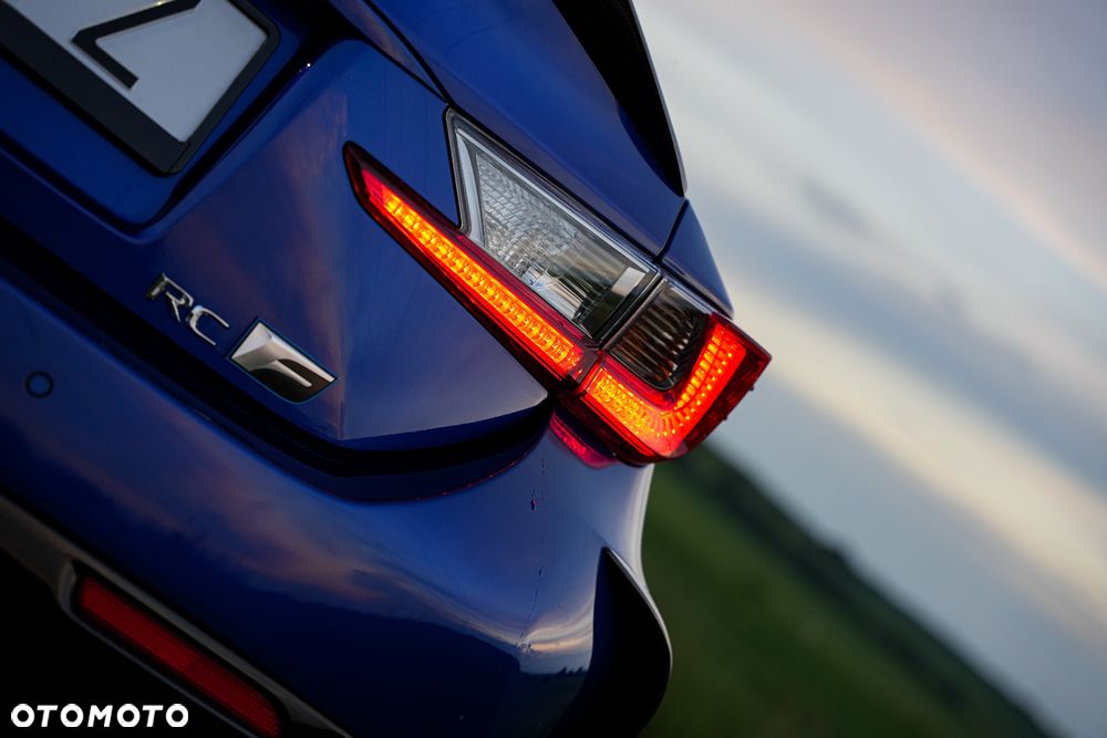 Lexus RC - 6