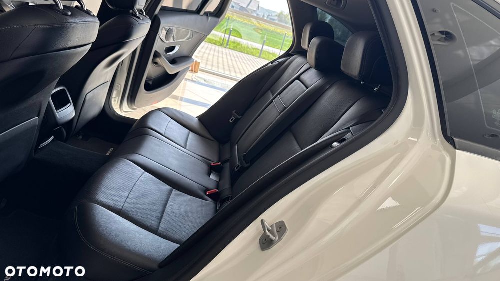 Mercedes-Benz Klasa C 180 (BlueTEC) d - 31