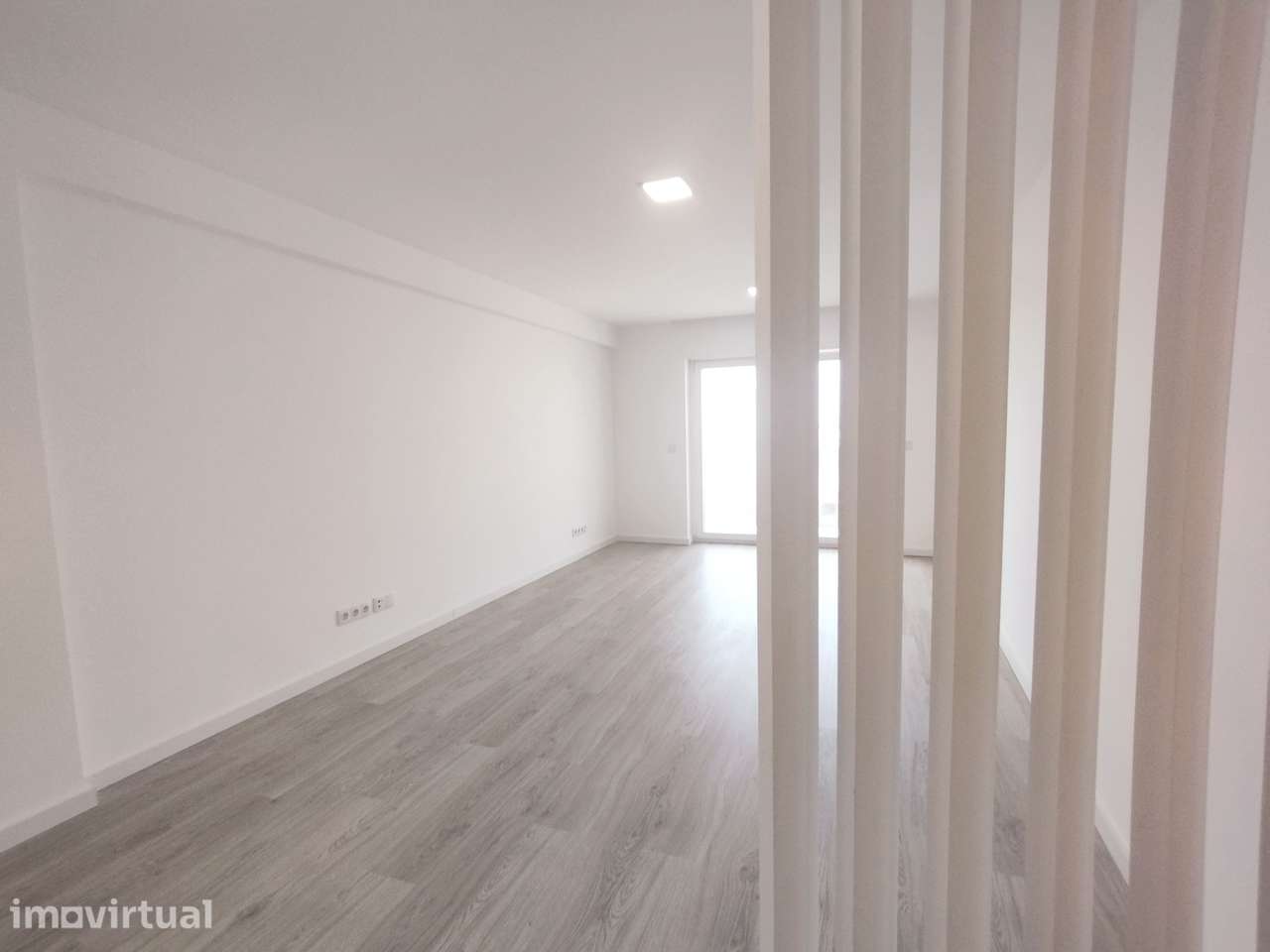 Apartamento T2 com Vista Mar no Centro de Santa Cruz - Grande imagem: 5/21