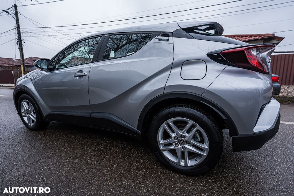 Toyota C-HR 1.8 HSD 4x2 CVT C-ult LED - 9