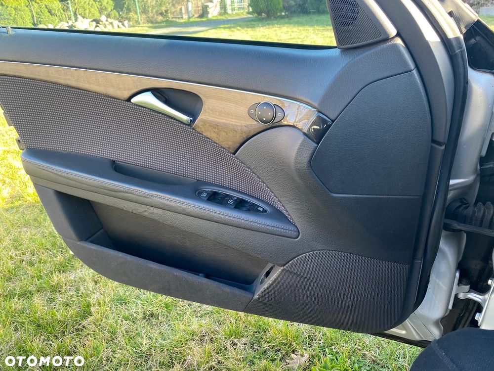 Mercedes-Benz Klasa E 280 CDI Avantgarde DPF - 15