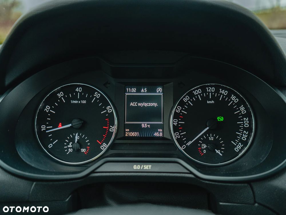 Skoda Octavia 1.8 TSI Edition DSG EU6 - 9