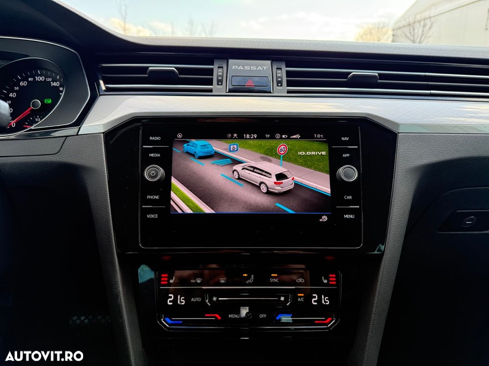 Volkswagen Passat 2.0 TDI SCR DSG Business - 21