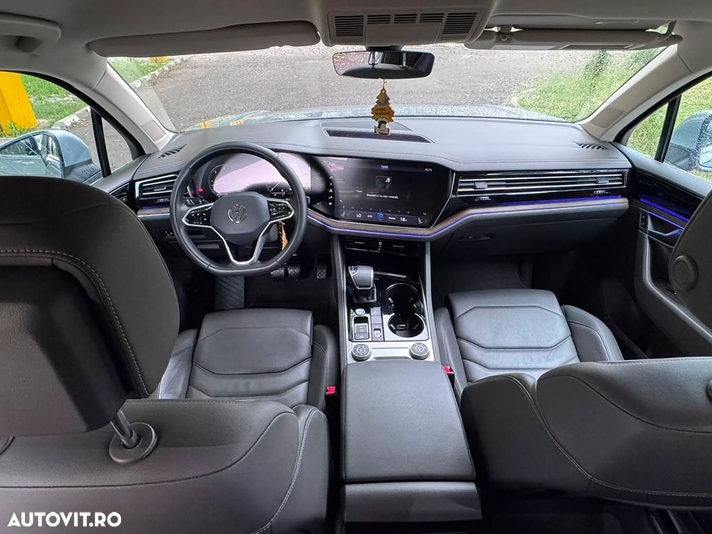 Volkswagen Touareg V6 TDI R-Style - 7