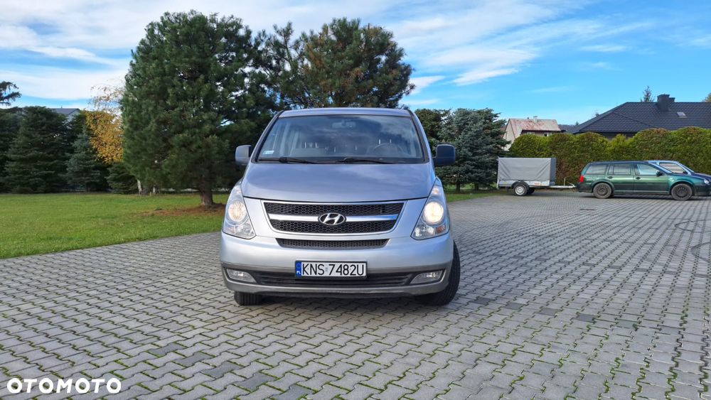 Hyundai H-1 - 1