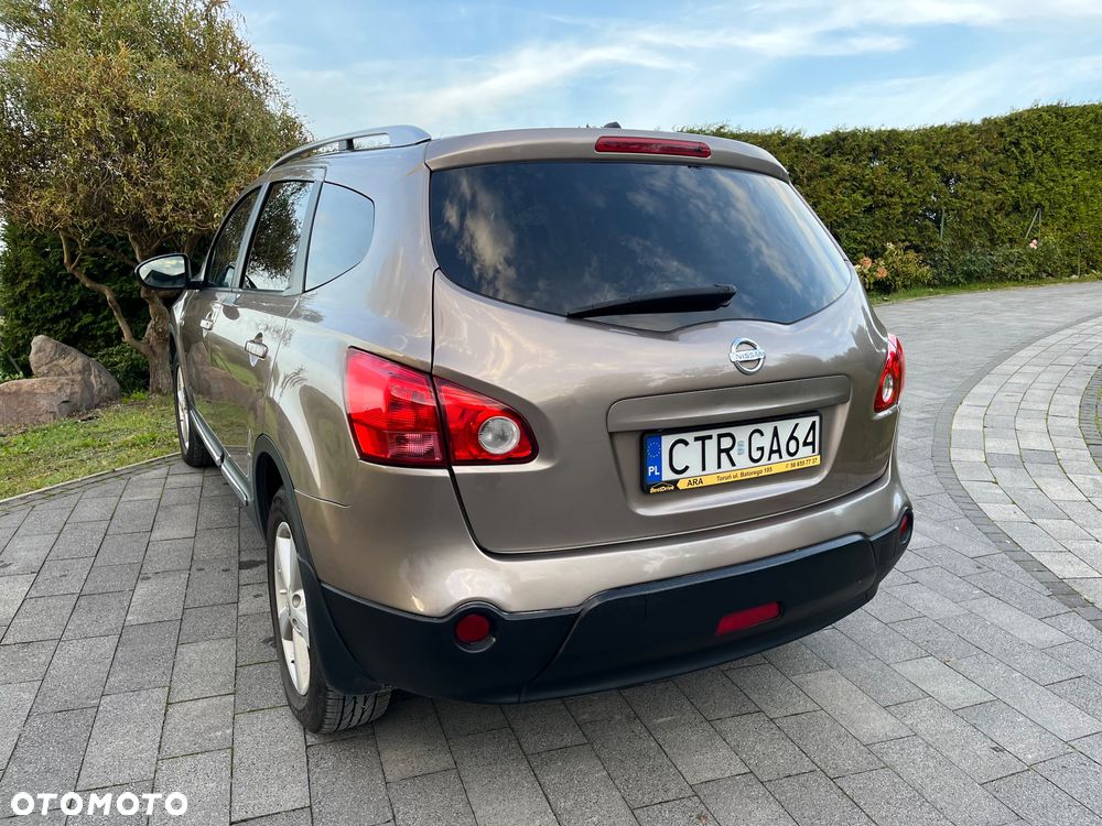 Nissan Qashqai+2 - 3