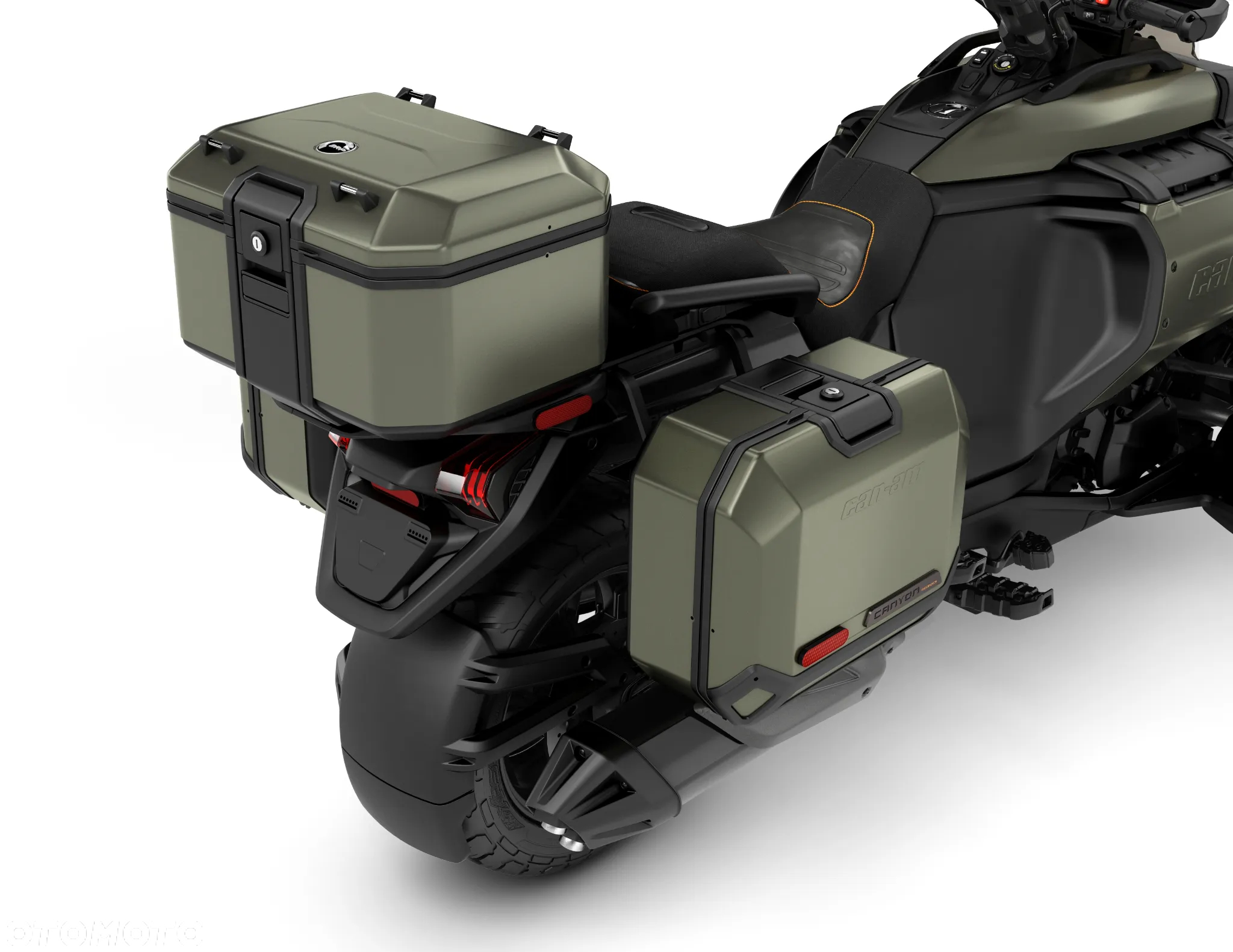 Can-Am Spyder - 14