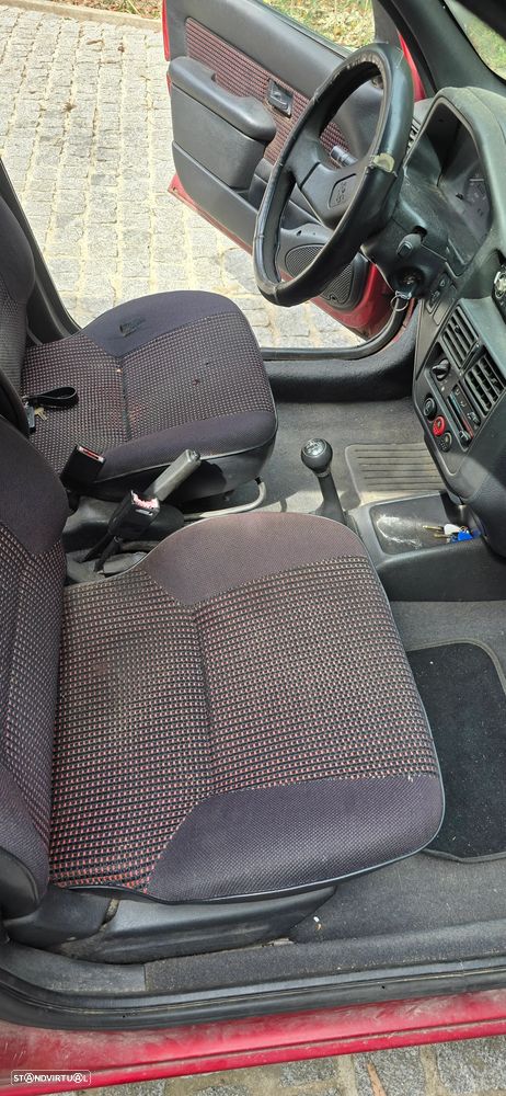 Peugeot 106