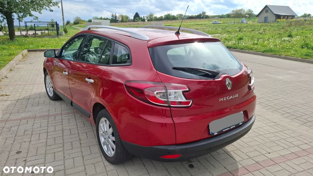 Renault Megane TCe 130 Dynamique - 3